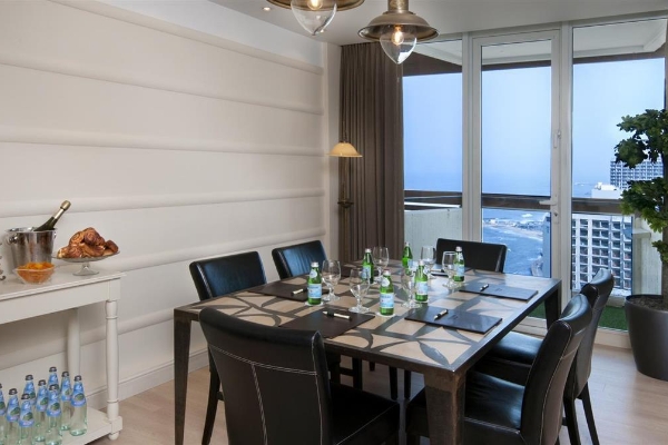 Herods Hotel (Tel Aviv)